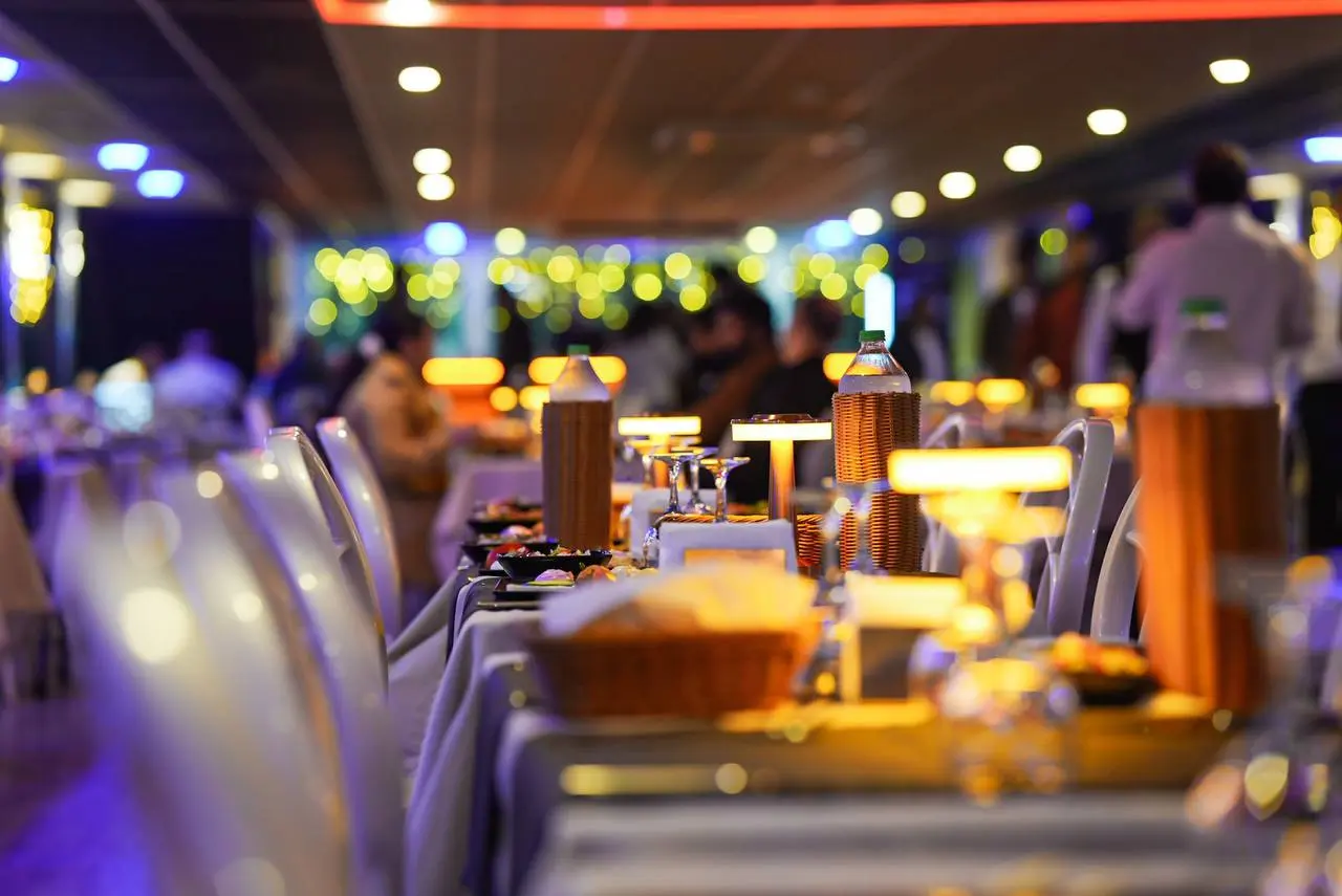 Cruise Dinner Table